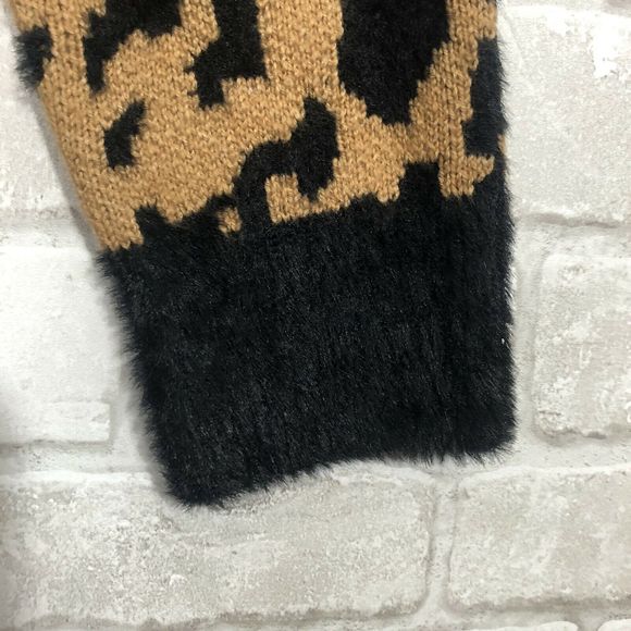 Leopard Jacquard Eyelash Open Front Cardigan - Picture 5 of 8